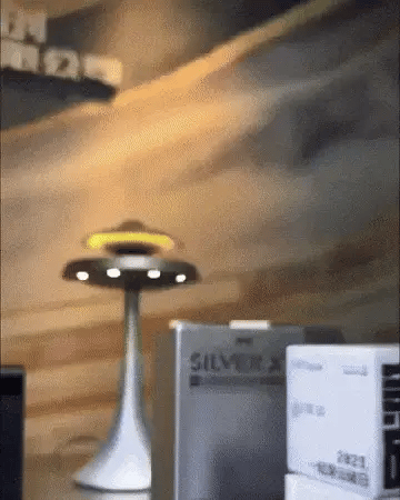 Llavero Multifuncional con Linterna LED Recargable